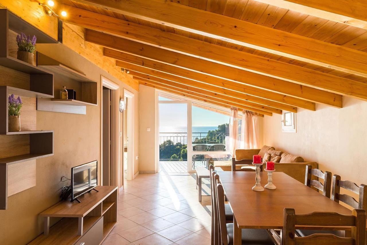 Luxury Loft Apartment With Pool - Pelekas Beach, Corfu Екстер'єр фото