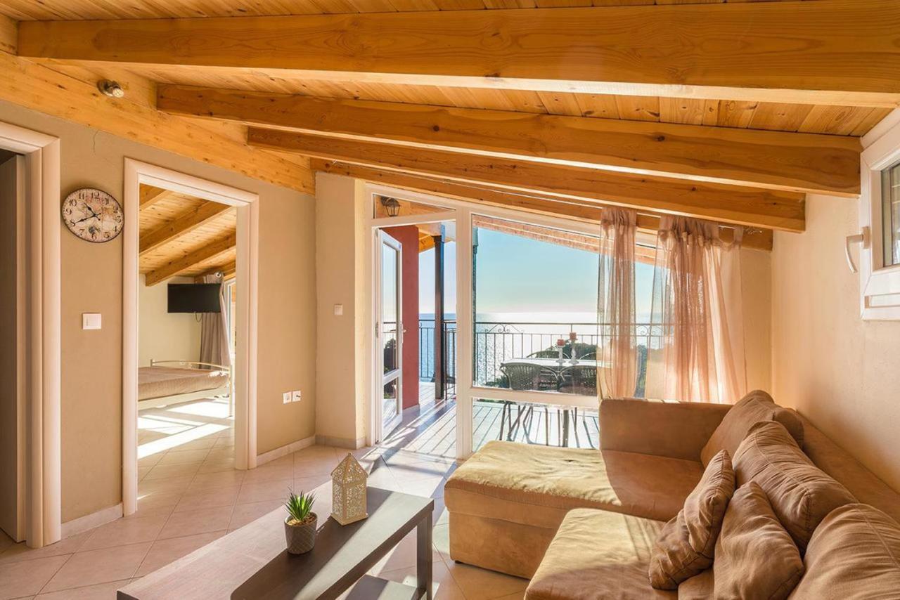 Luxury Loft Apartment With Pool - Pelekas Beach, Corfu Екстер'єр фото