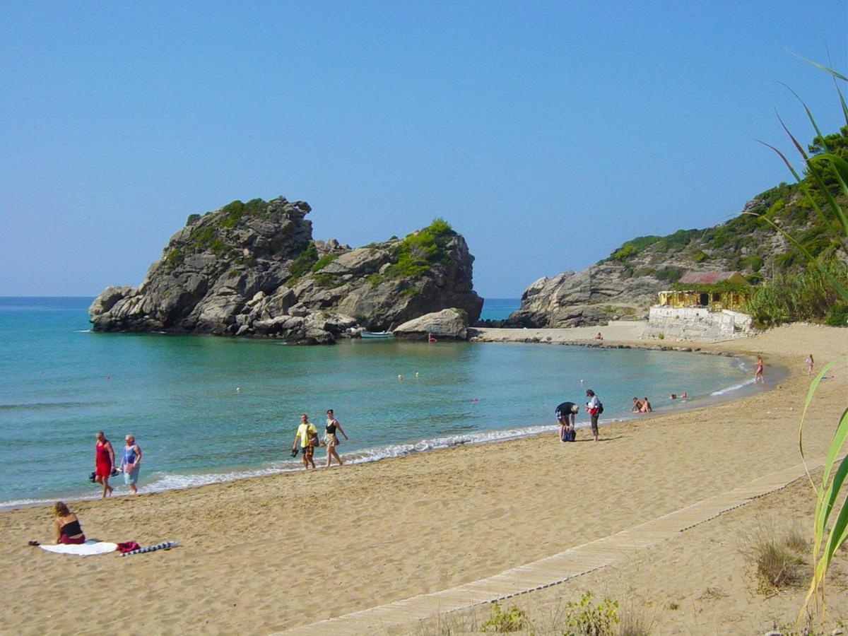 Luxury Loft Apartment With Pool - Pelekas Beach, Corfu Екстер'єр фото